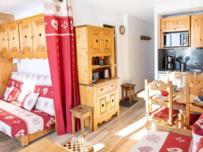 Appartement rénové style montagnard, 4 pers, balcon sud, skis aux pieds, centre Val Thorens - FR-1-637-61